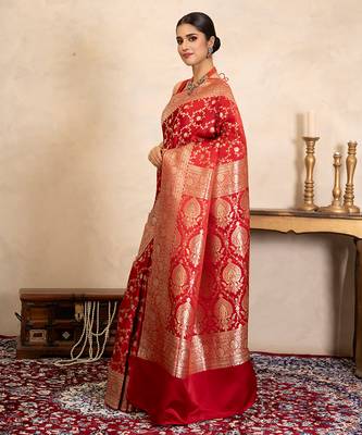 red handloom banarasi silk saree with rich zari work 1