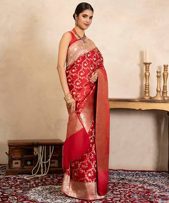 red handloom banarasi silk saree with rich zari work 2