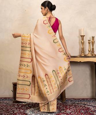Off white handloom banarasi silk saree 5