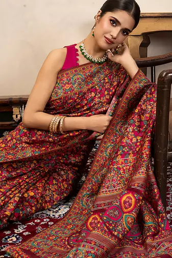 red handloom pure silk saree with intricate woven design
