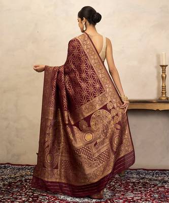 Maroon handloom pure silk saree 2
