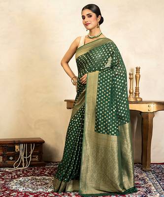 Emerald green handloom pure chiffon banarasi saree 2