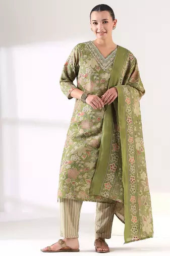 Fiza-e-zariya suit set