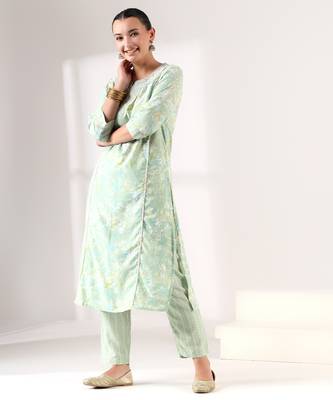 Neelkamal suit set 4