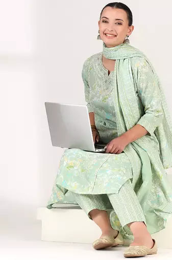Neelkamal suit set