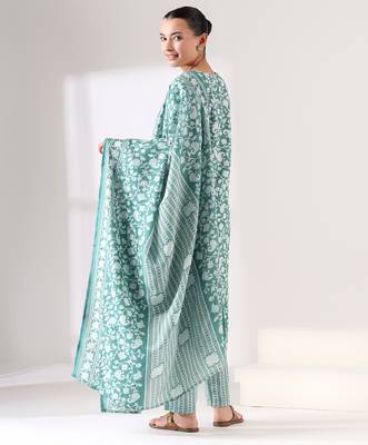 Meera suit set 2