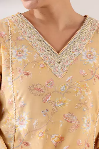 Gauri suit set