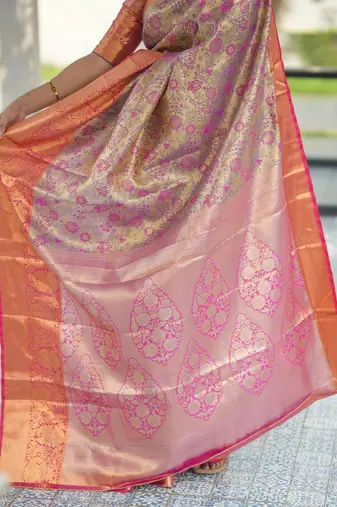 gold & rani pink zari woven kanjivaram silk saree