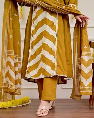 Anarkali cotton printed kurta with pant and dupatta for women  4