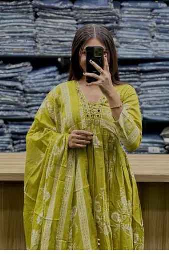 light green cotton printed kurta set 