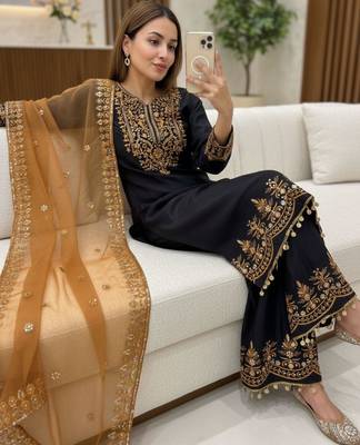  black silk blend embroidered kurta set  3