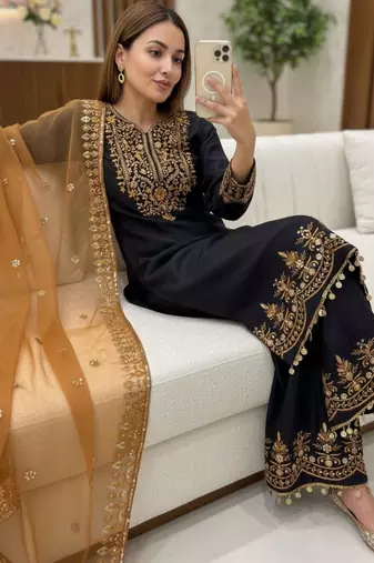  black silk blend embroidered kurta set 