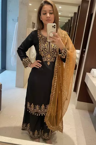  black silk blend embroidered kurta set 