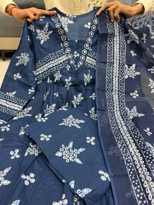Teal blue kurta with silver foil highlights 3