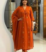 Rust cotton kurta with floral embroidery and dupatta