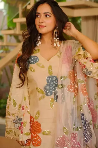 peach floral embroidered kurta set