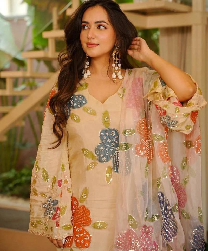 peach floral embroidered kurta set