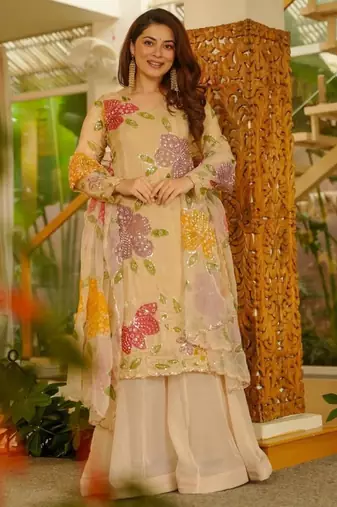 peach floral embroidered kurta set