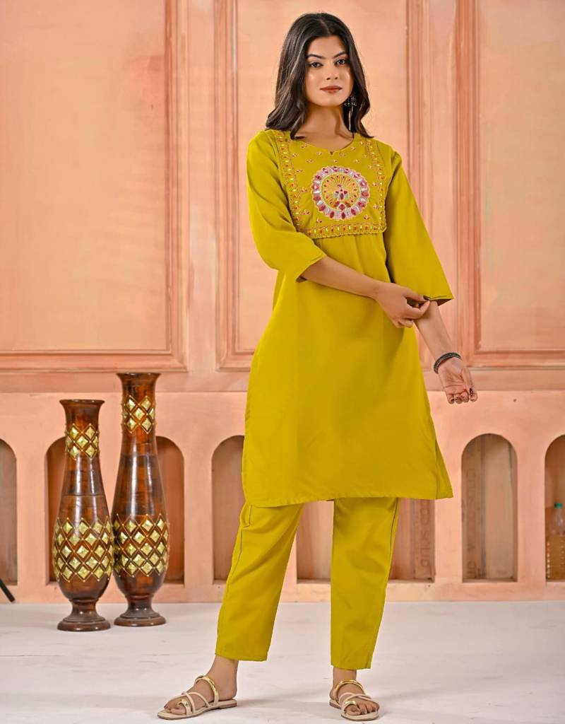 Dark yellow kurta set with printed motifs