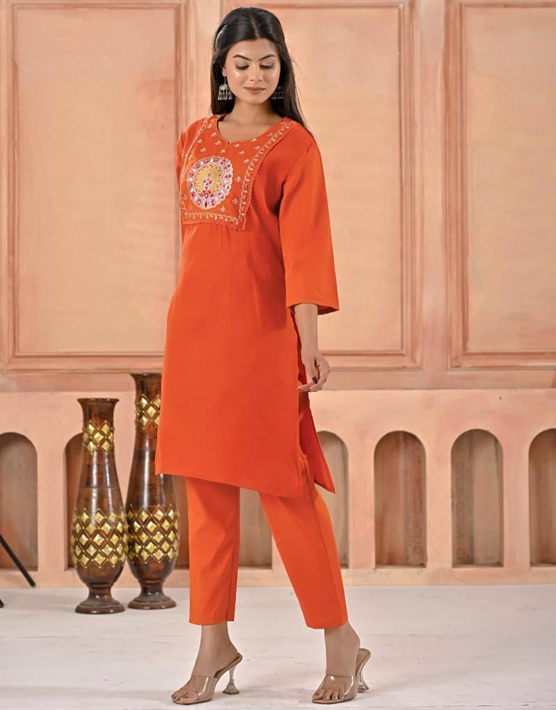 ORANGE kurta set with PRINTED motif
