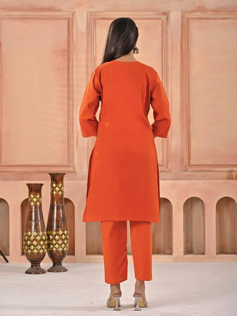 ORANGE kurta set with PRINTED motif