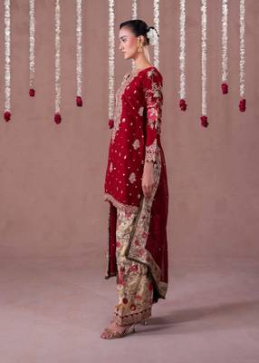 deep maroon heavily embroidered kurta set 3