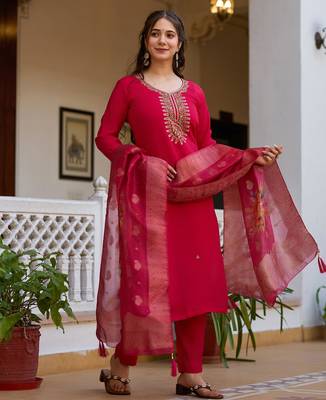 dark rani pink festive kurta set 3
