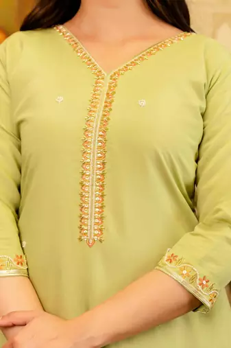 light green silk blend embroidered kurta 