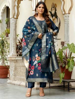 blue floral printed kurta set 3