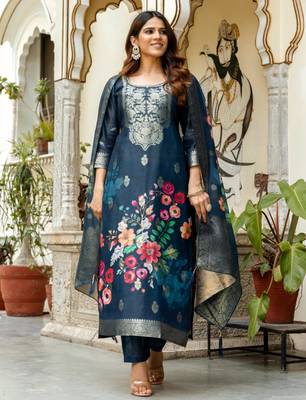 blue floral printed kurta set 4
