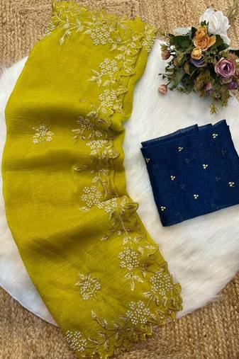 Light lavender Color Embroidery& Moti Work Scalloped Cut work Border Silk Saree