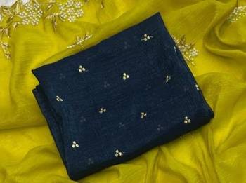 Light lavender Color Embroidery& Moti Work Scalloped Cut work Border art silk saree 3