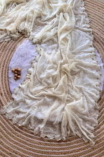 White Color Viscos Thread Work Border Georgette Silk Saree