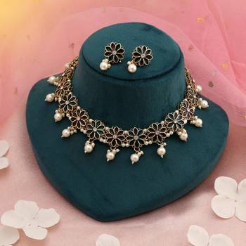 Maroon & green color meenakari necklace set 1