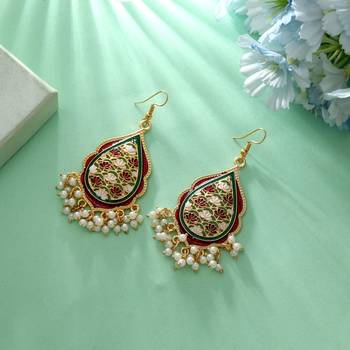 Maroon color meenakari earrings 1