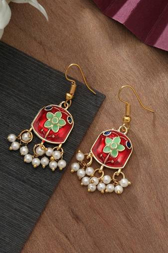 Red color meenakari earrings