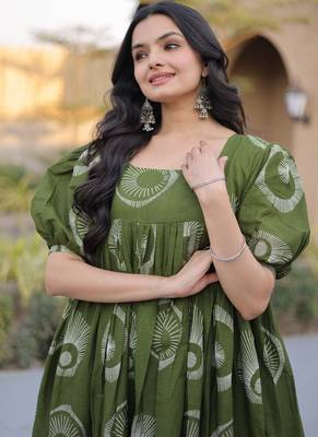 Green digital printed cotton stitched kurti for women 3