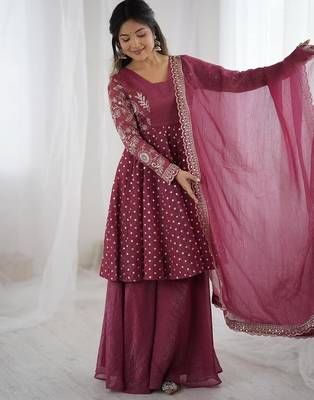 pink embroidered ethnic suit 4