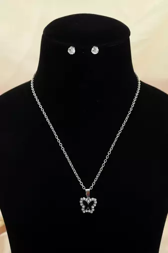Black color anti tarnish necklace set