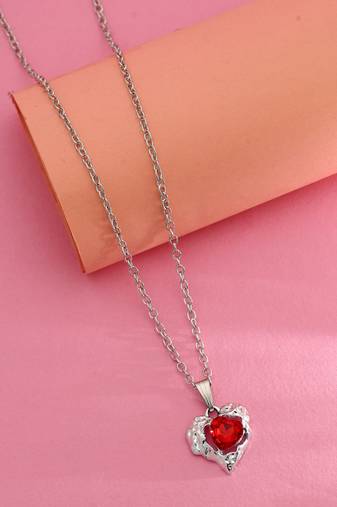 Red color heart shape anti tarnish necklace