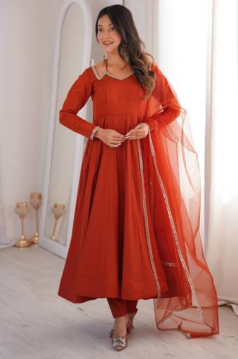 Romansilk chanderi fabric fully flare anarkali,with pant, duppta set