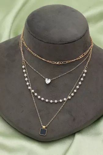 Black color multi layer chain necklace