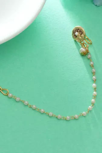 Gold color nose nath