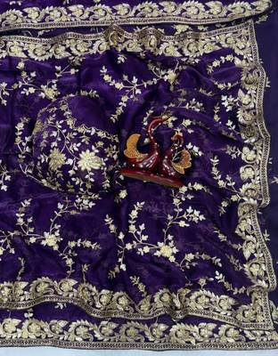 Purple embroidered saree set 2