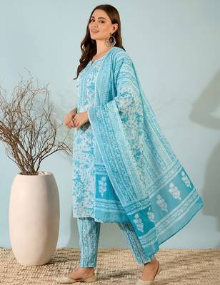 Blue printed cotton kurta set with dupatta 5