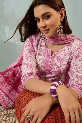 Blush pink printed cotton kurta set with dupatta
