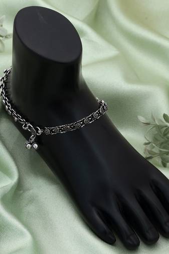 Silver color oxidised anklet