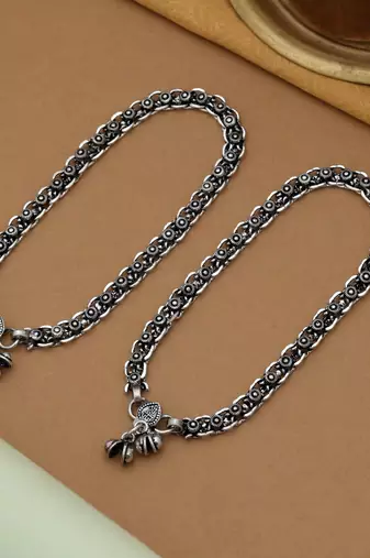 Silver color oxidised anklet