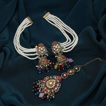 multicolor kundan earrings and maang tikka set 2