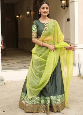 Green Color Silver-Golden Zari Weaving Work Silk Lehenga Choli With Unstitched Blouse 3